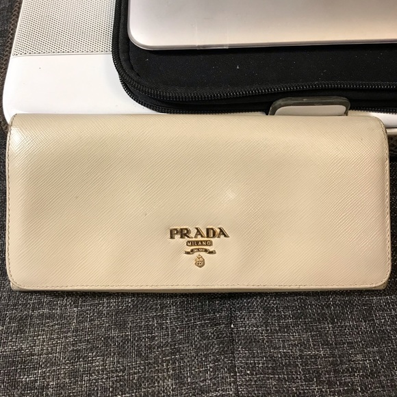 How To Check Authentic Prada Wallet How To Check Authentic Prada Wallet